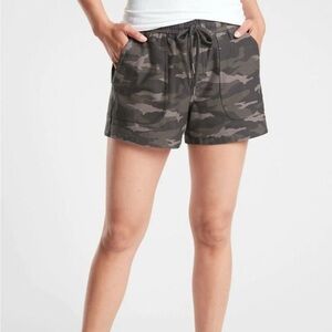 Camo Athleta Farallon Shorts